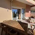 Bel Avec Piscine En Bord De أجاكسيو