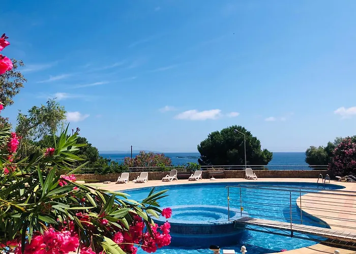 Appartement Bel Avec Piscine En Bord De Ajaccio (Corsica)
