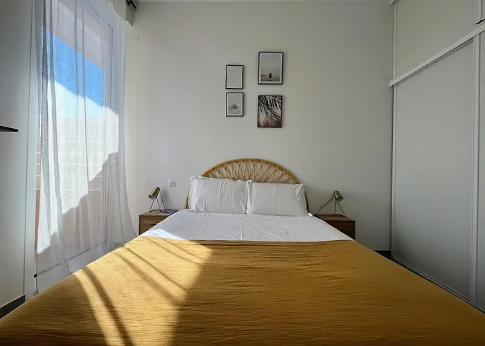 Bel Avec Piscine En Bord De Apartmán